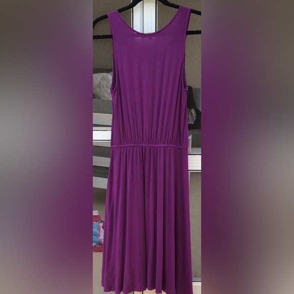 Like new! - LOFT Sleeveless Dress - Picture 6 of 6